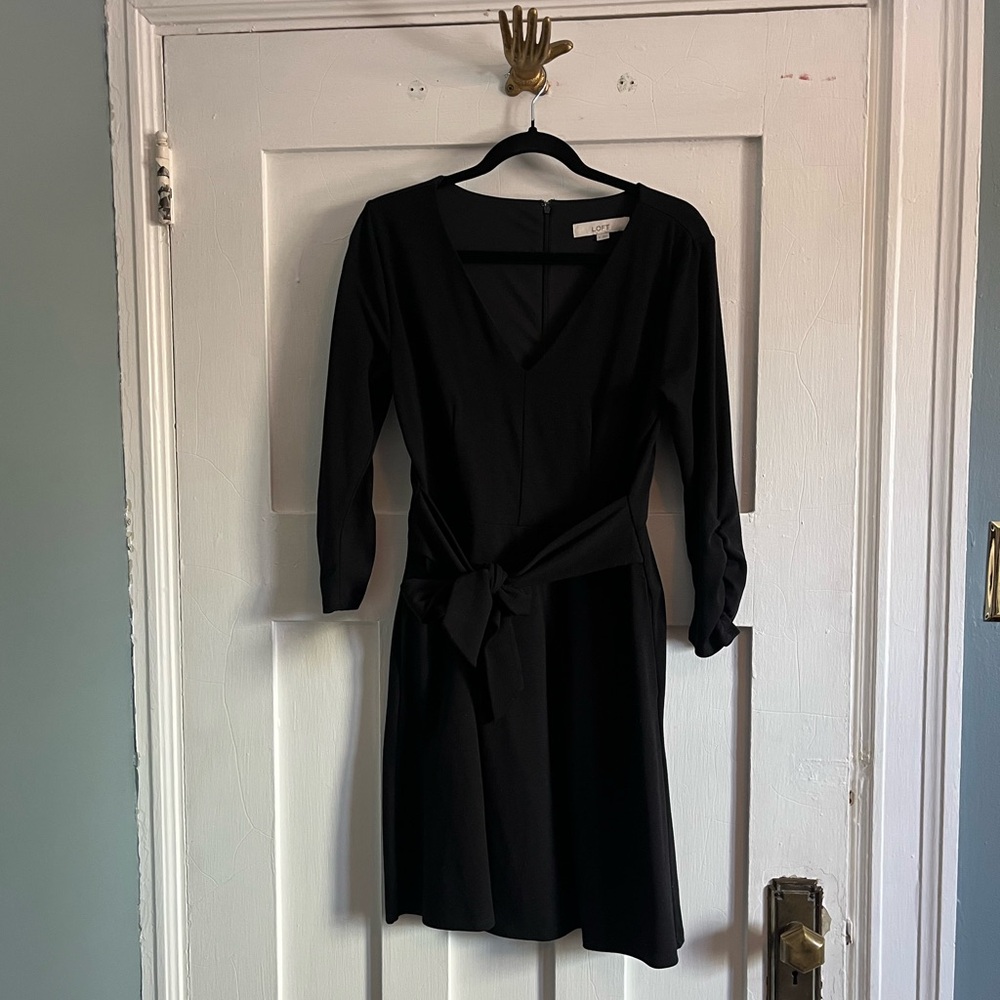 Classic LOFT black work dress with pockets size 8